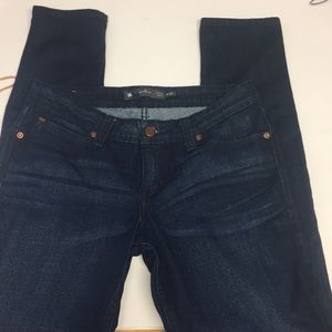 Levi’s Low Rise Skinny, Size 9/29